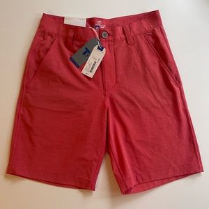 NWT Southern Tide men’s red size 28 waist shorts in performance material